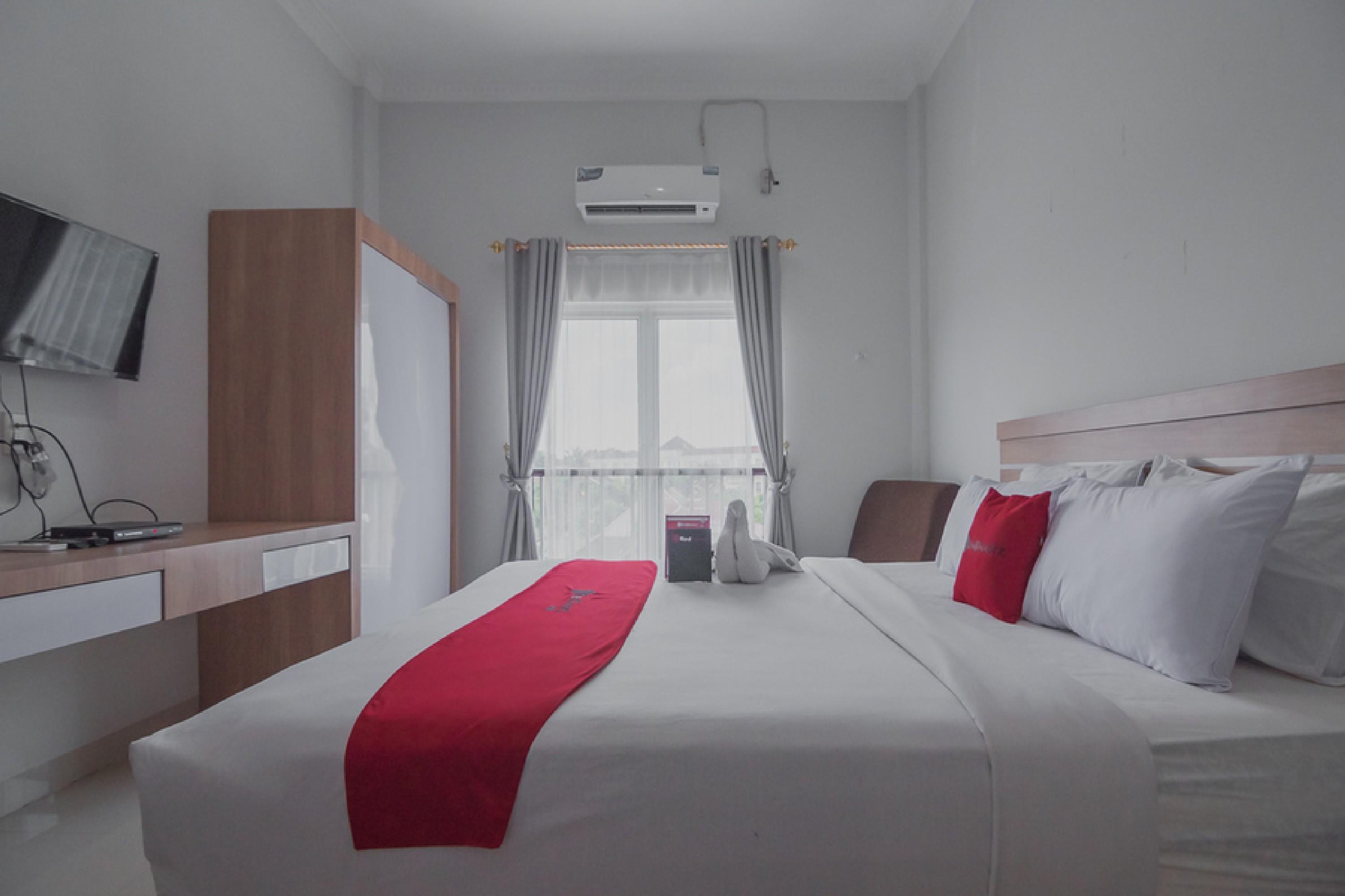 Reddoorz Near Hermes Place Polonia Medan Buitenkant foto