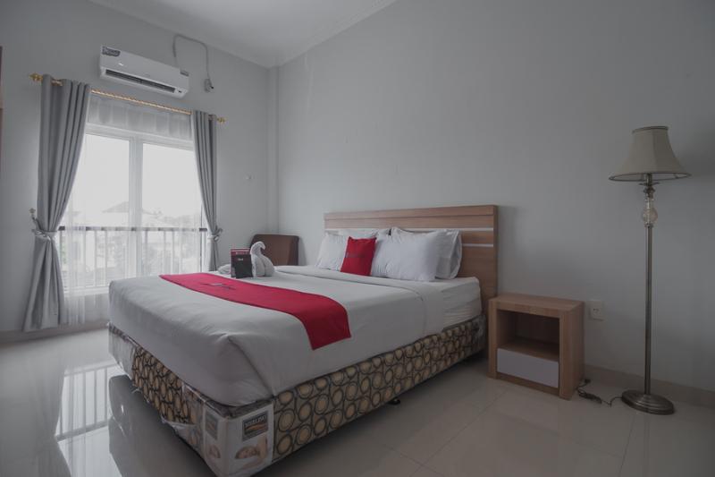 Reddoorz Near Hermes Place Polonia Medan Buitenkant foto